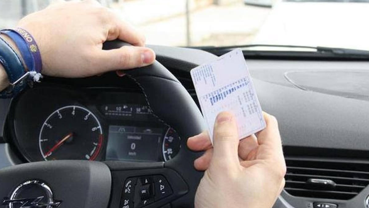 Renovar el carnet de conducir: precio y documentos necesarios
