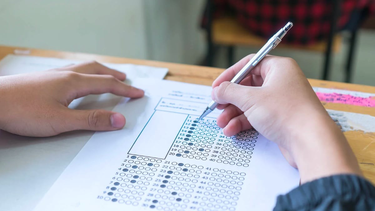 Examen de oposiciones Examen de oposiciones