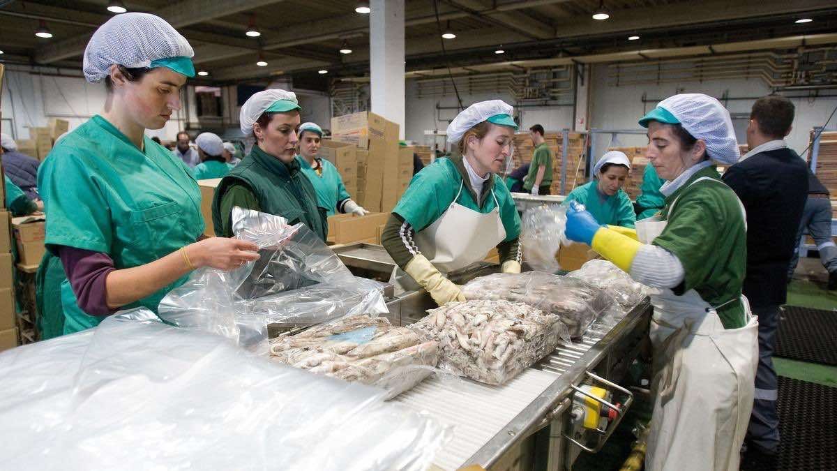 Las mujeres españolas trabajan gratis hasta fin de año Las mujeres españolas trabajan gratis hasta fin de año