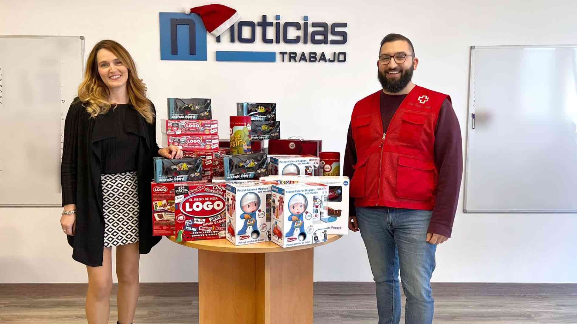 NoticiasTrabajo colabora con Cruz Roja en su campaña de recogida de juguetes para Navidad