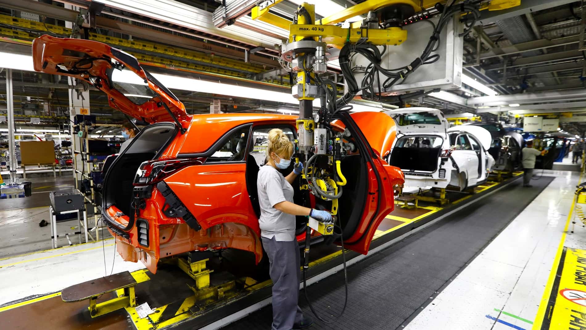 Grupo PSA ofertará 300 empleos para su planta de trabajo en Madrid