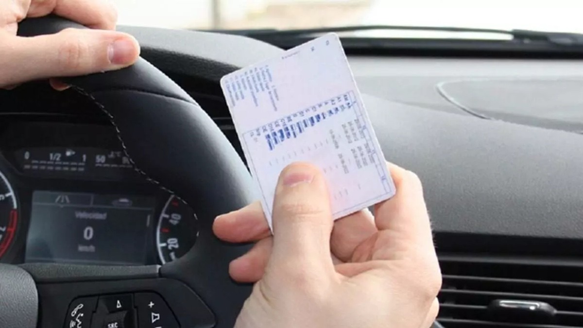 La DGT avisa que en 2023 podrás sumar 2 puntos extras a tu carnet: cómo conseguirlo La DGT avisa que en 2023 podrás sumar 2 puntos extras a tu carnet: cómo conseguirlo