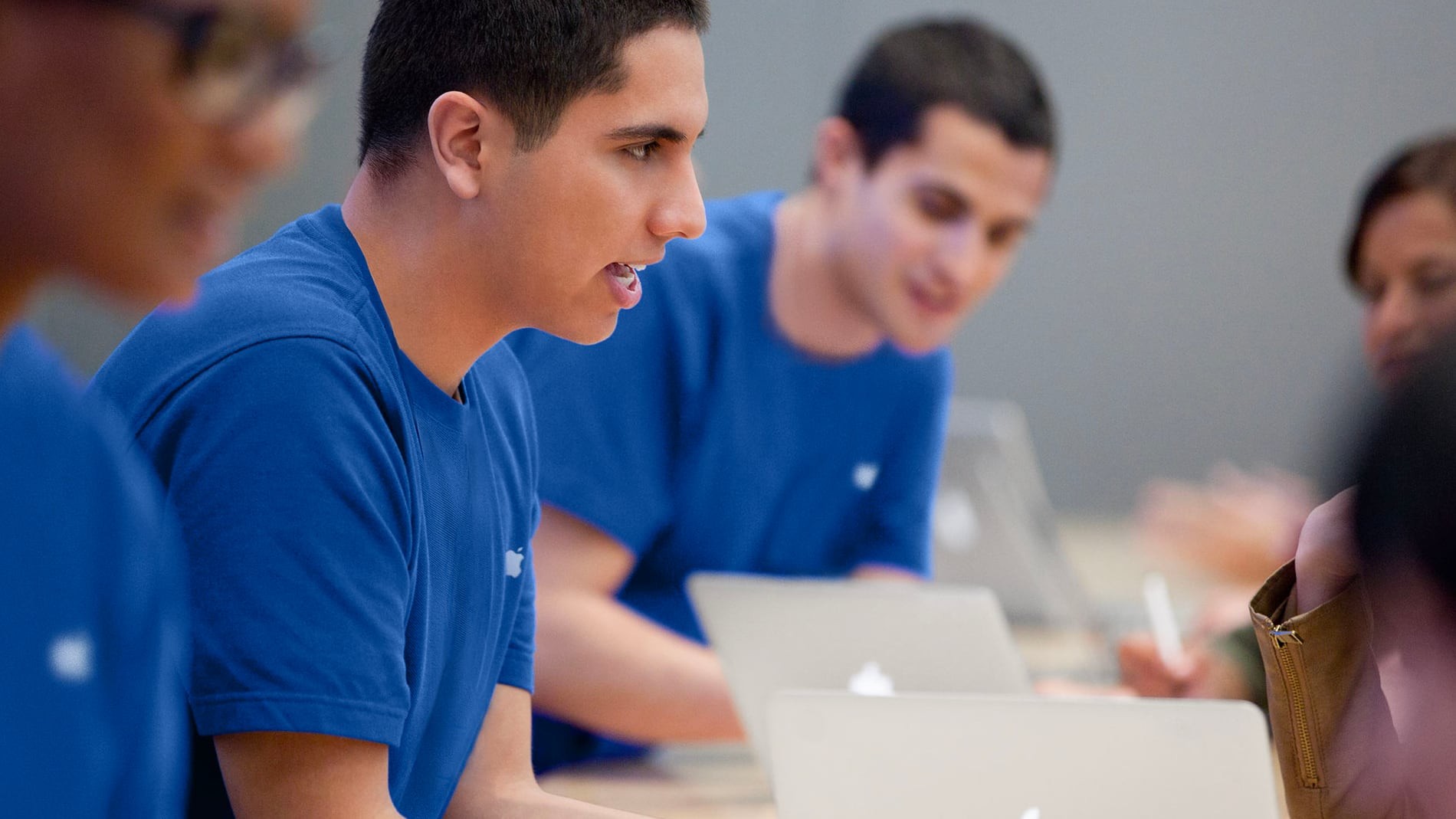 Apple lanza nuevas ofertas de empleo para trabajar en Barcelona en 2023