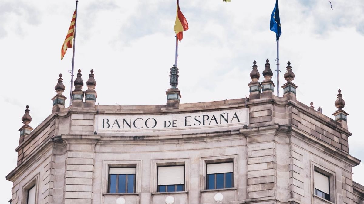 Trabaja de inspector para el Banco de España: pruebas y requisitos