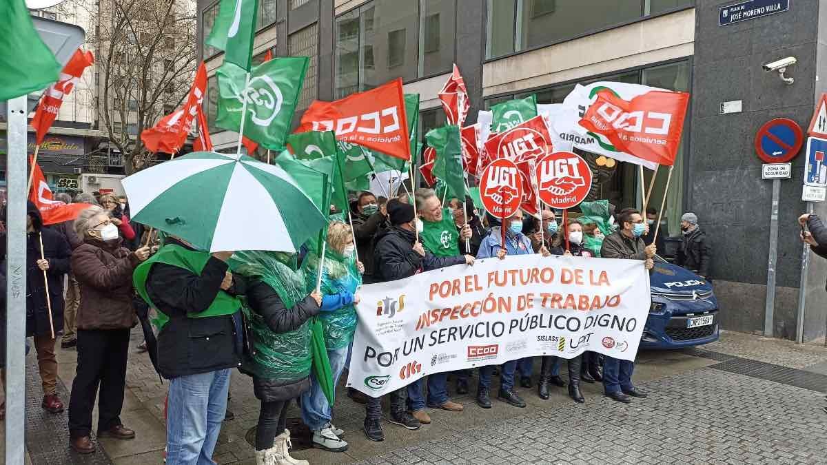 Inspectores de trabajo manifestándose