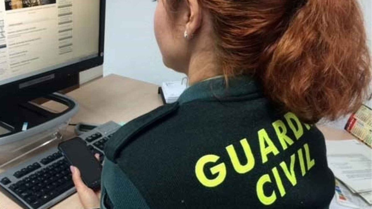 La Guardia Civil alerta sobre un nuevo timo que llega por SMS