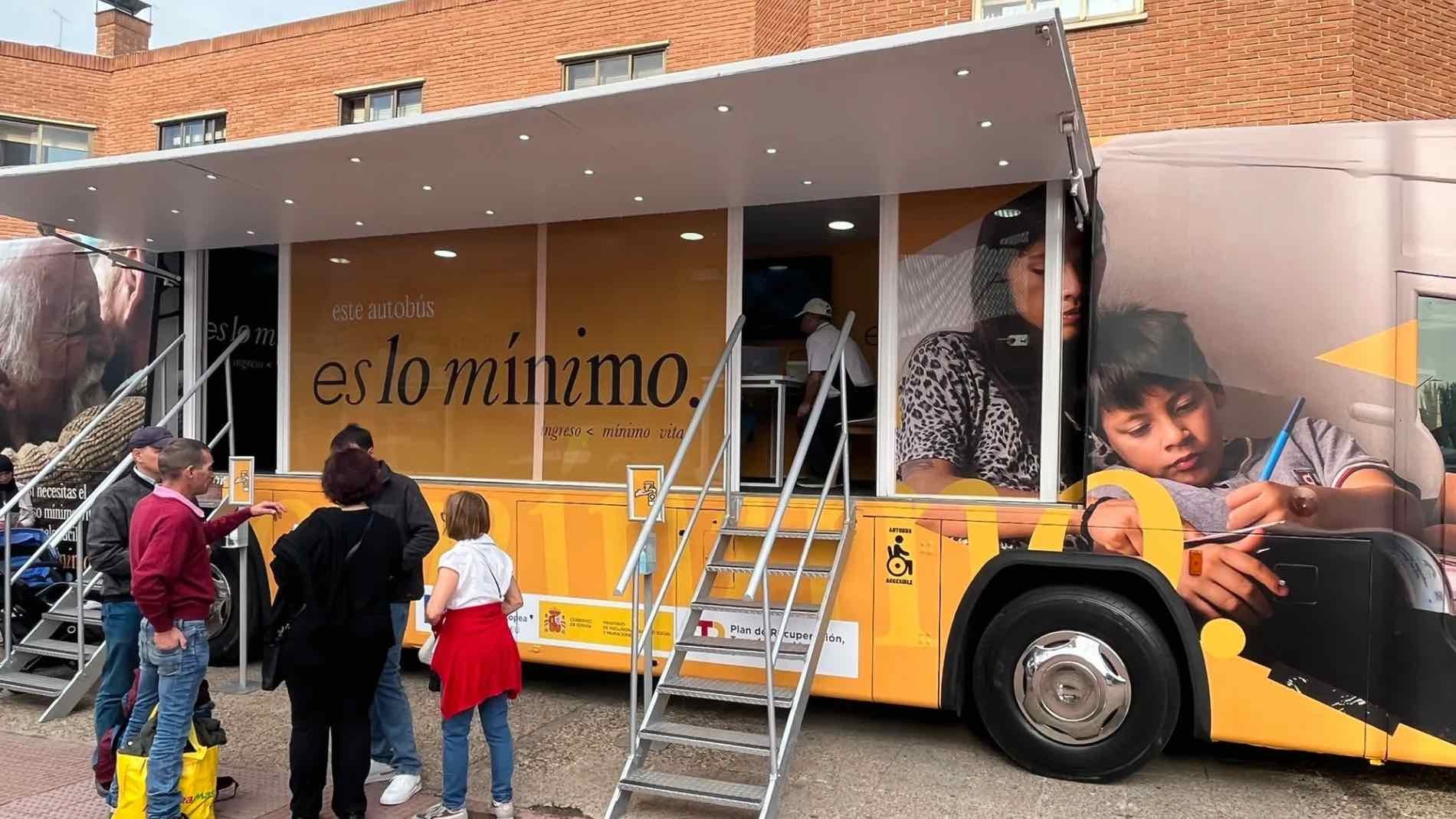 El autobús del Ingreso Mínimo Vital pone punto y final a su recorrido por España