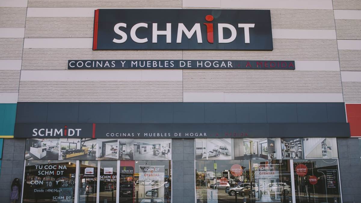 Schmidt creará más de 65 puestos en 2023. Schmidt creará más de 65 empleos para sus nuevas tiendas: los puestos que necesitan cubrir