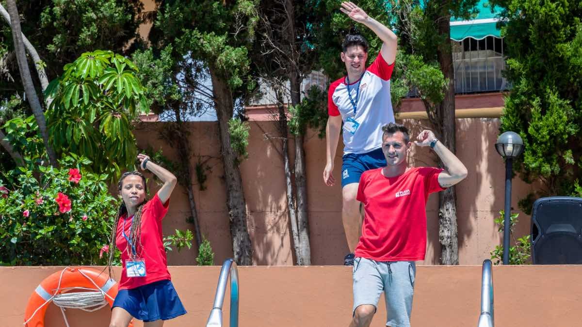 Hoteles Senator busca personal para la Campaña de Verano: 2 días libres semanales garantizados