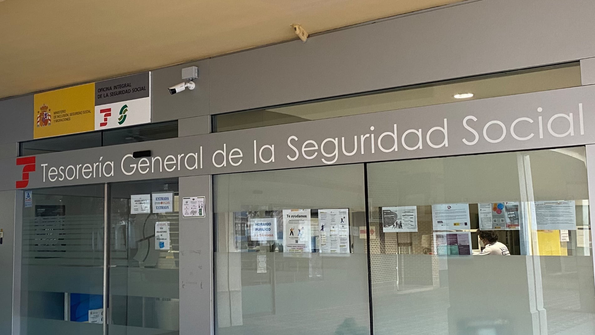 La Seguridad Social avisa que quitará el Ingreso Mínimo Vital por no realizar este trámite. oficina de la Seguridad Social