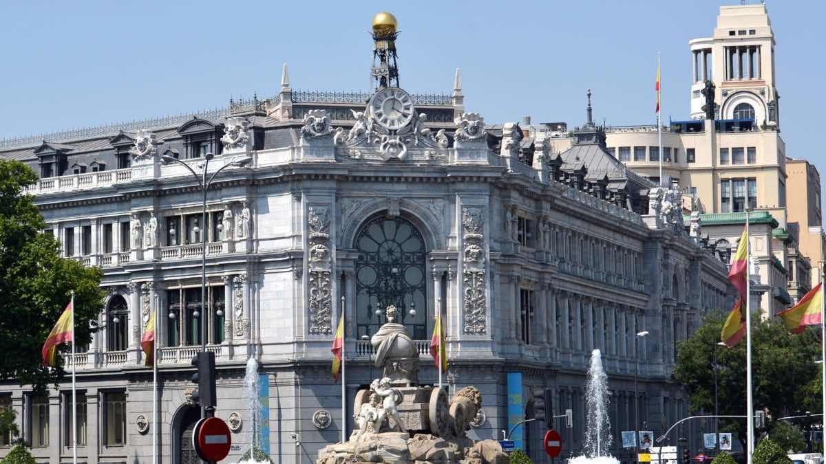 El Banco de España advierte sobre el riesgo de devolver un recibo