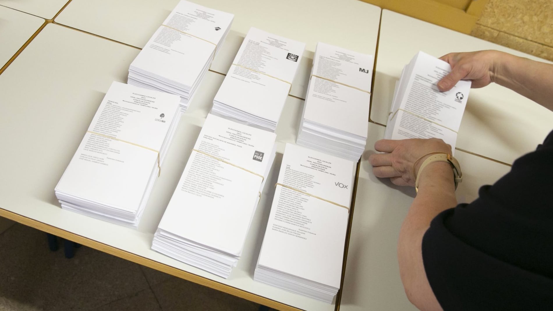 ¿A qué hora abren hoy los colegios electorales este domingo 23-J?