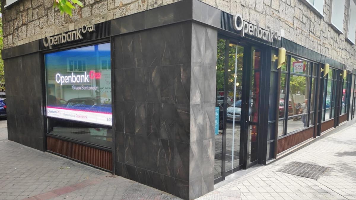 Openbank te regala un iPhone 14 Pro: no hace falta ser cliente y es por pocos días