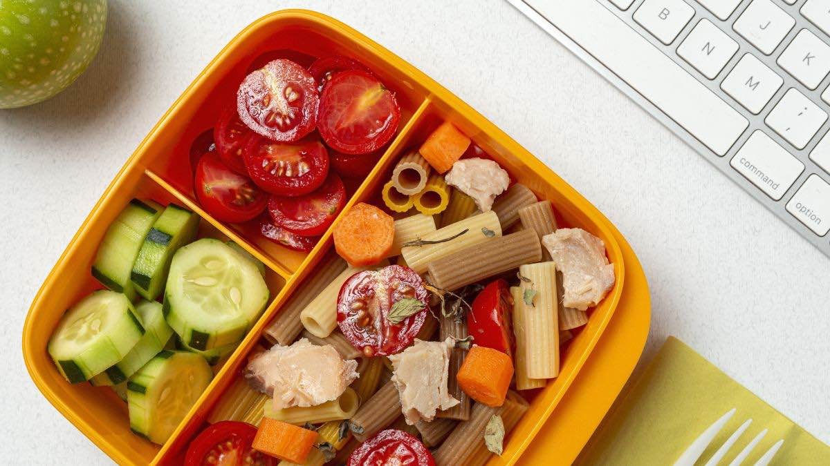 tupperware en la oficina