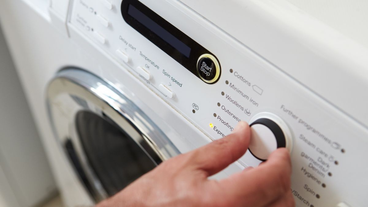 Precio del sábado, 2 de septiembre de 2023 Lavadora en marcha