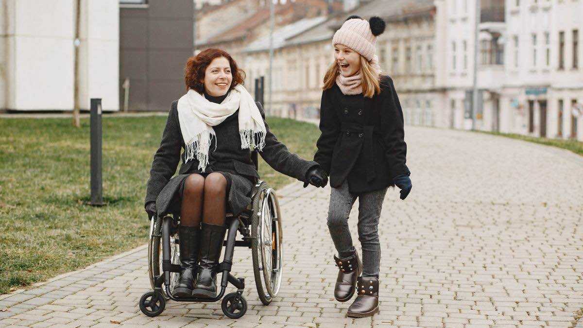 ¿Es compatible la incapacidad permanente con la pensión de viudedad? Madre viuda con hija beneficiaria de una incapacidad permanente