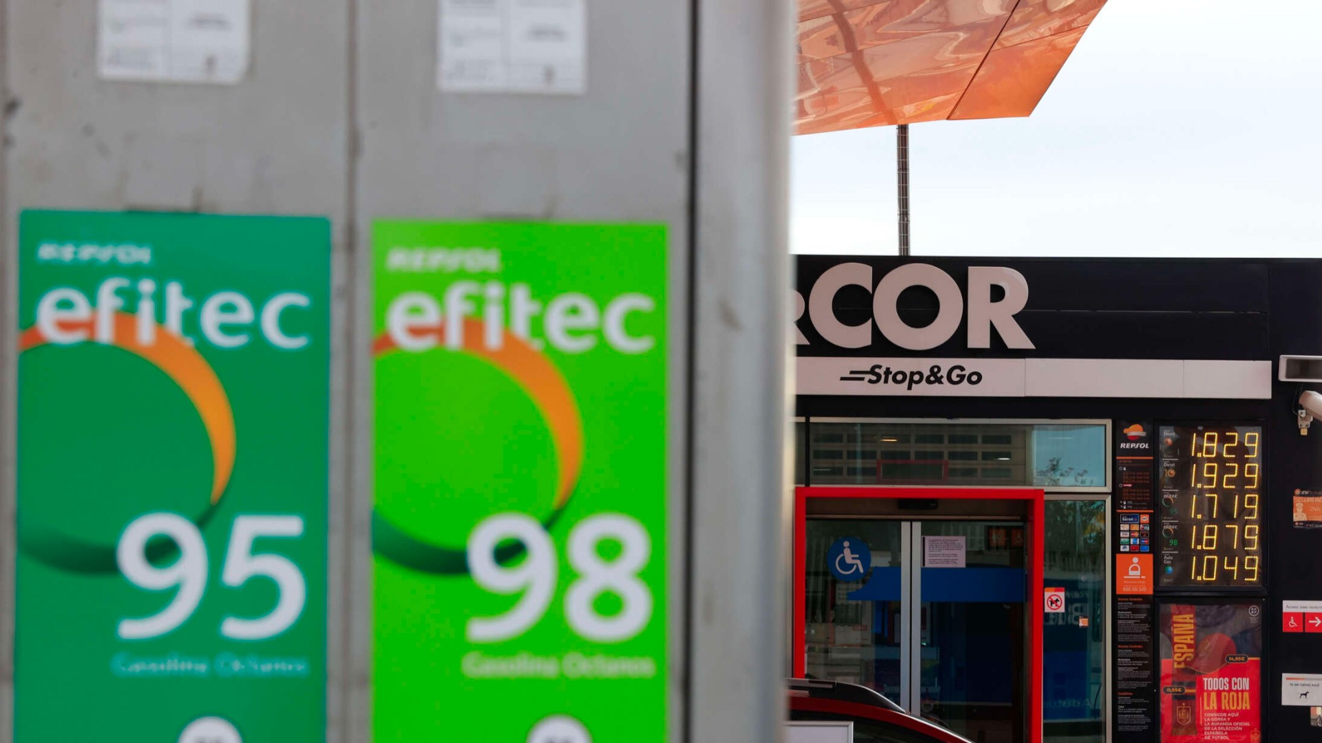 Precio de la gasolina hoy 29 de noviembre de 2023 Una estación de servicio Repsol