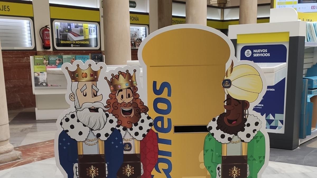 oficina de Correos con buzón para los Reyes Magos