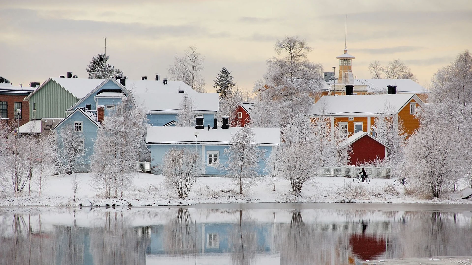 Paisaje nevado en Finlandia