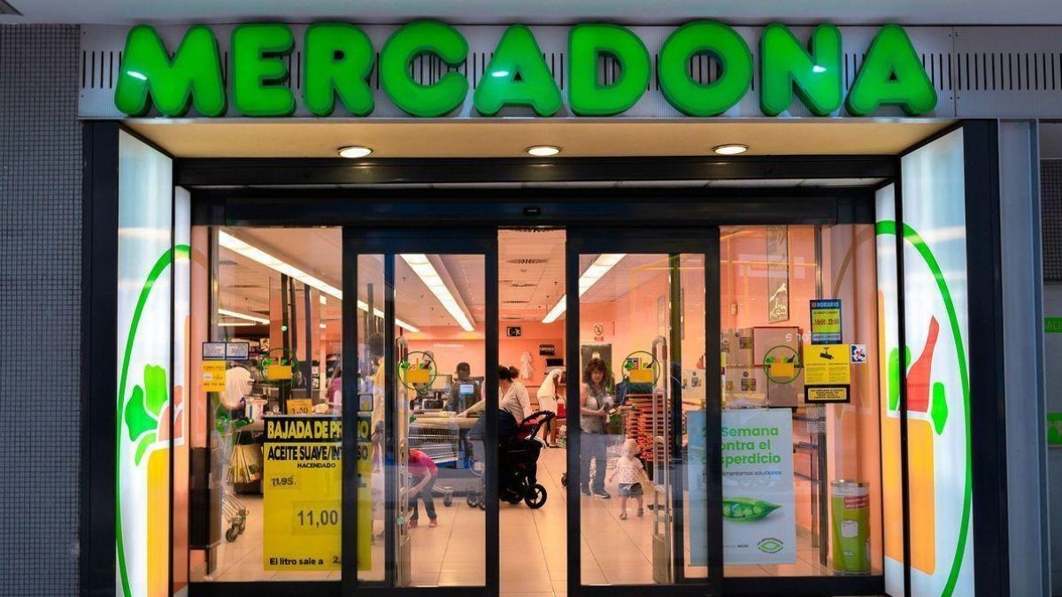 Horarios de los supermercados Mercadona: ¿a qué hora cierra en Nochevieja? Una fachada de supermercados Mercadona.