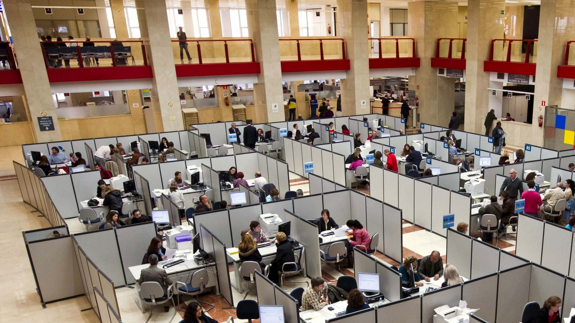 Los funcionarios no podrán ser despedidos si no superan la evaluación de desempeño