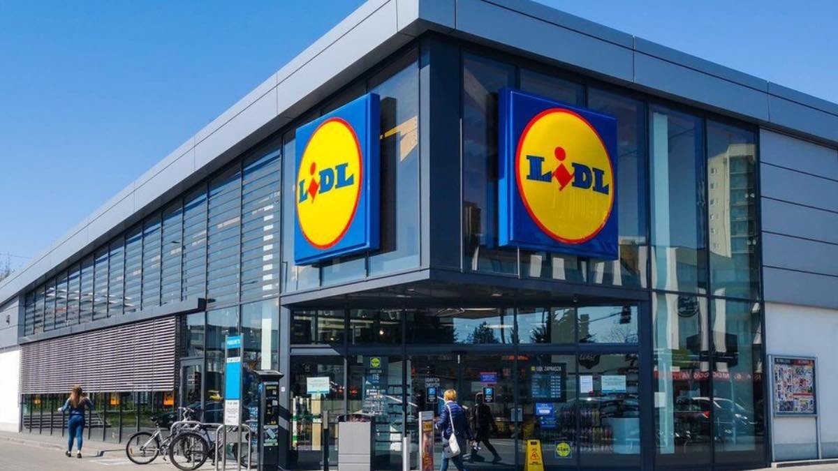 Lidl le planta cara a Mercadona y baja los precios de estos 200 productos para siempre