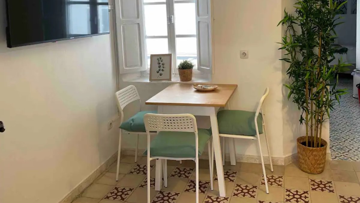 Instalación convento Sevilla Airbnb