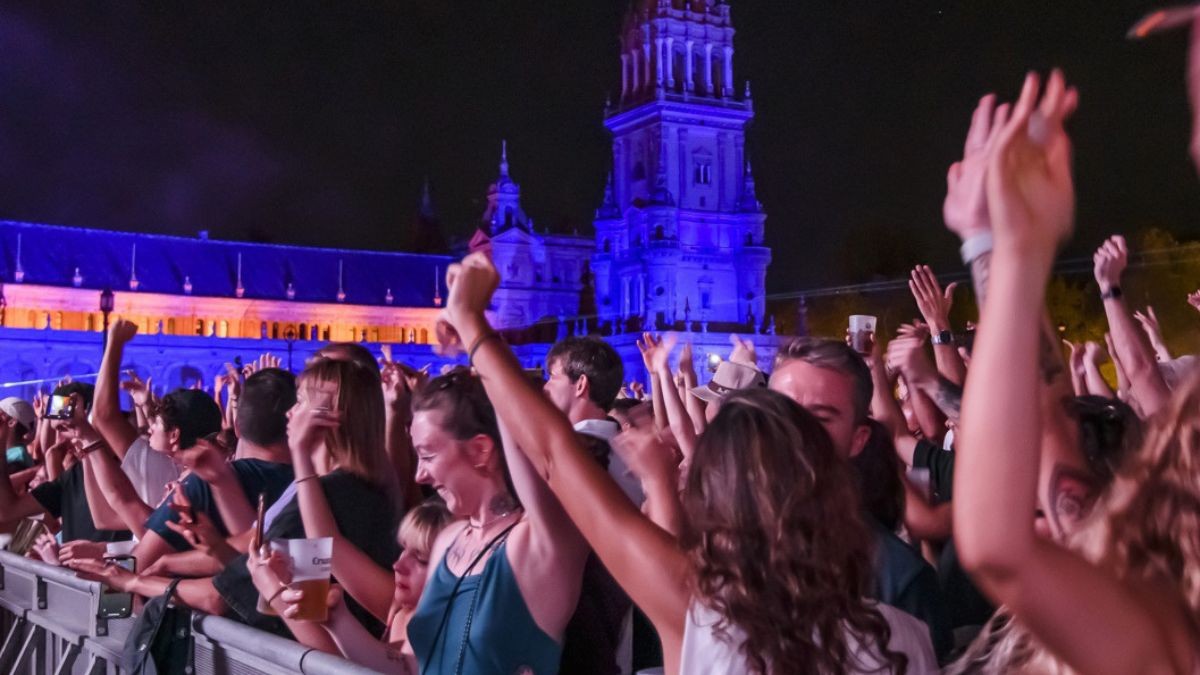Público en el Icónica Fest de Sevilla.