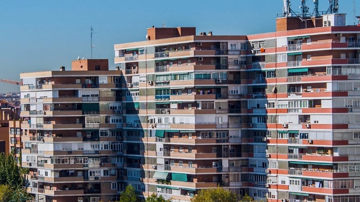 Varios bloques de pisos en un barrio de Madrid