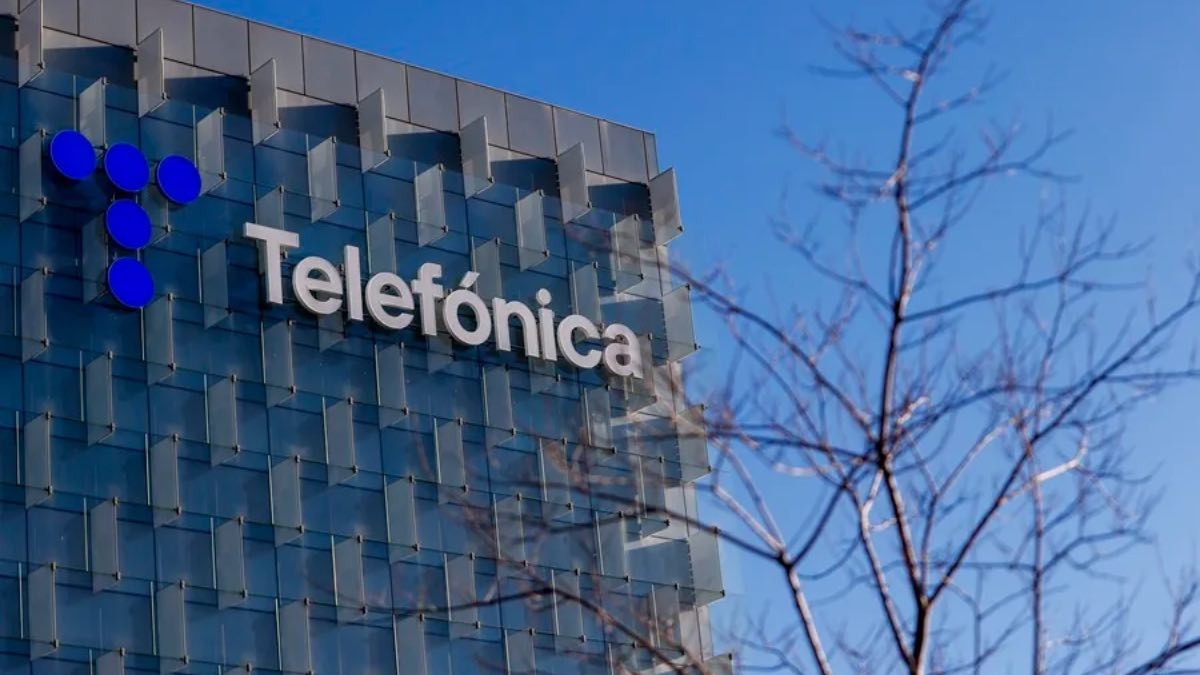 Telefónica acuerda reducir la jornada laboral año a año hasta llegar a las 36 horas semanales en 2026