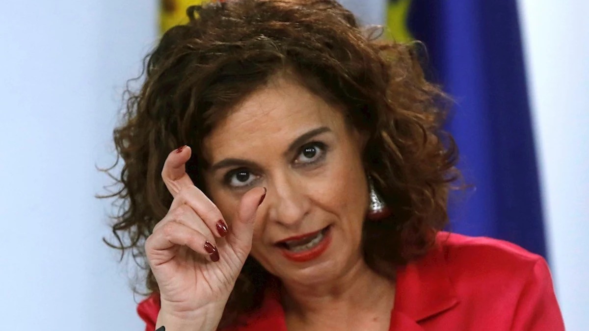 ¿Cuál es el techo de gasto y de déficit público en 2025? María Jesús Montero, ministra de Hacienda y vicepresidenta primera del Gobierno de España