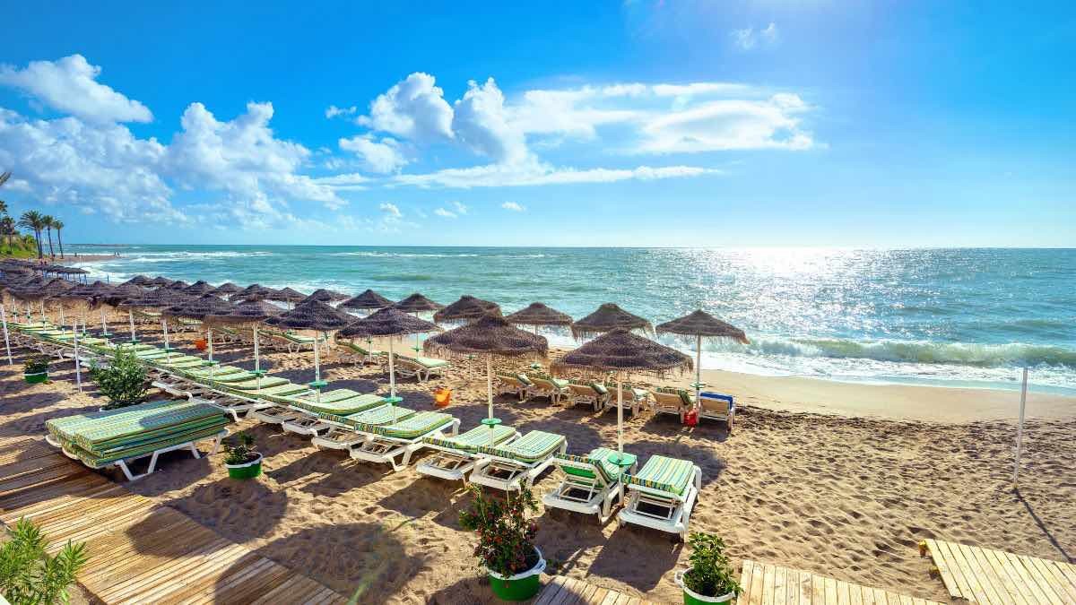 El Corte Inglés destroza al Imserso: 6 días en la Costa del Sol con pensión completa por 170 euros