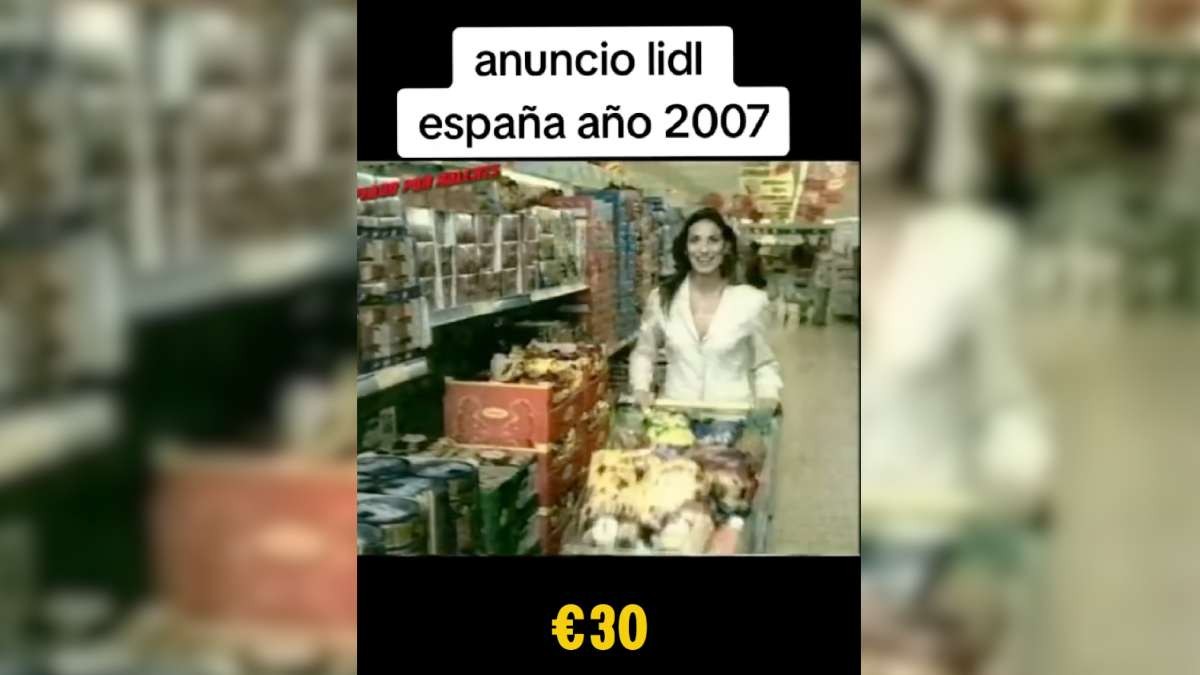 De 30 euros a 188: así se ha encarecido llenar el carro de la compra desde 2007 en Lidl Captura de pantalla del video con el anuncio de Lidl