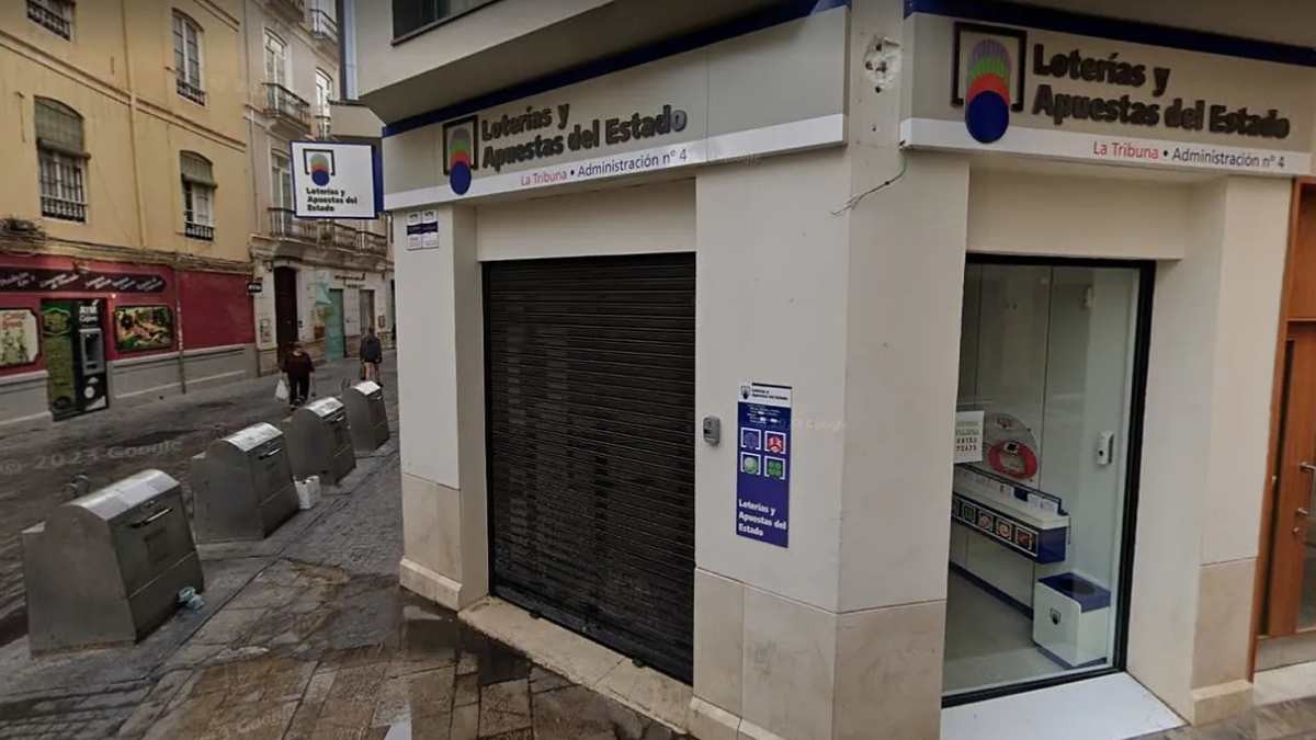 Fachada de la administración de Lotería