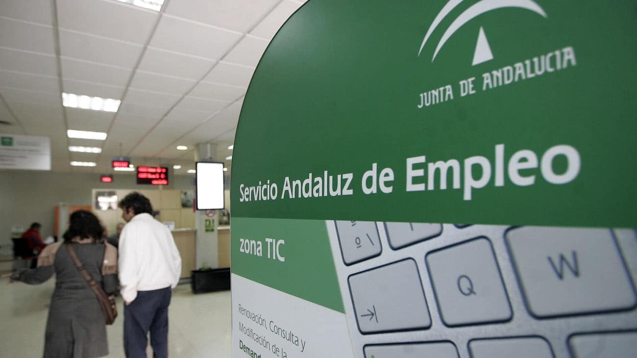 El SAE publica más de 700 ofertas de trabajo y empleo público para trabajar en Andalucía