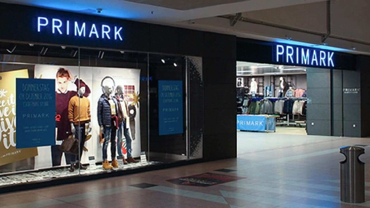 Primark busca empleados con contrato fijo y sueldos de 1.250 euros al mes