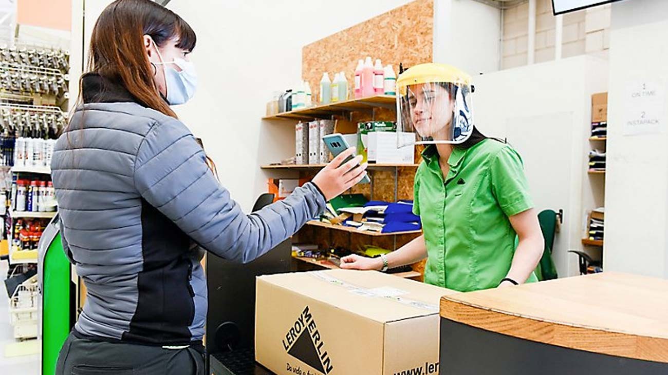 Leroy Merlin publica 436 ofertas de empleo con sueldos de hasta 1.300 euros mensuales