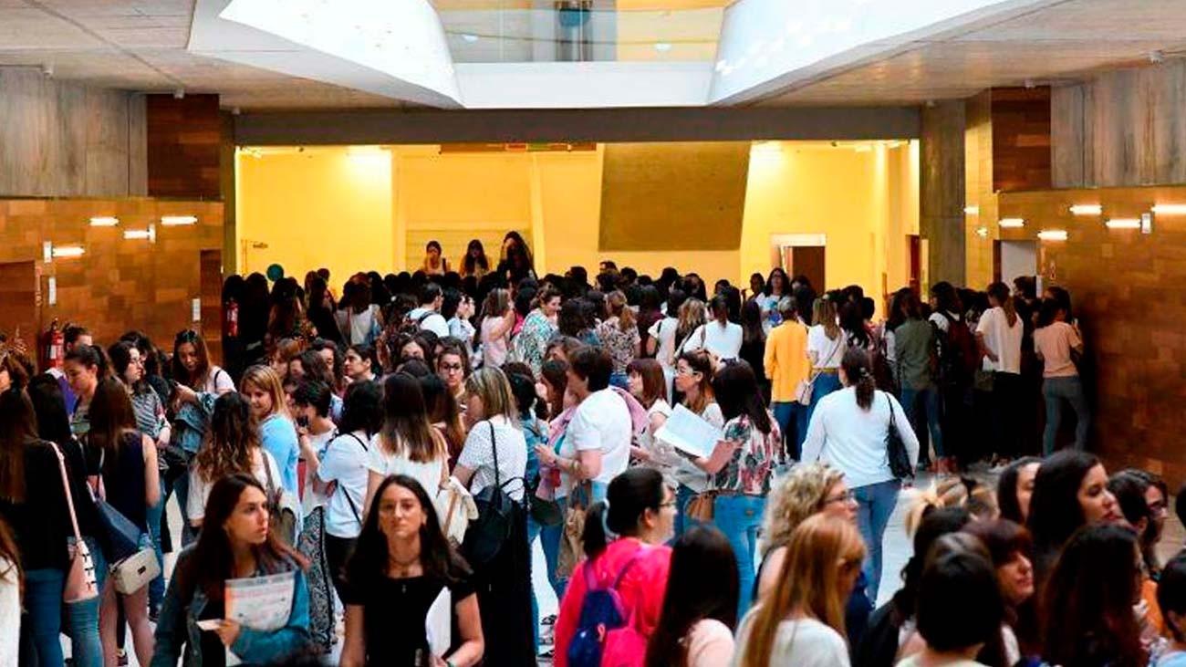 Canarias convoca una oferta pública de empleo con 1.210 plazas de maestros