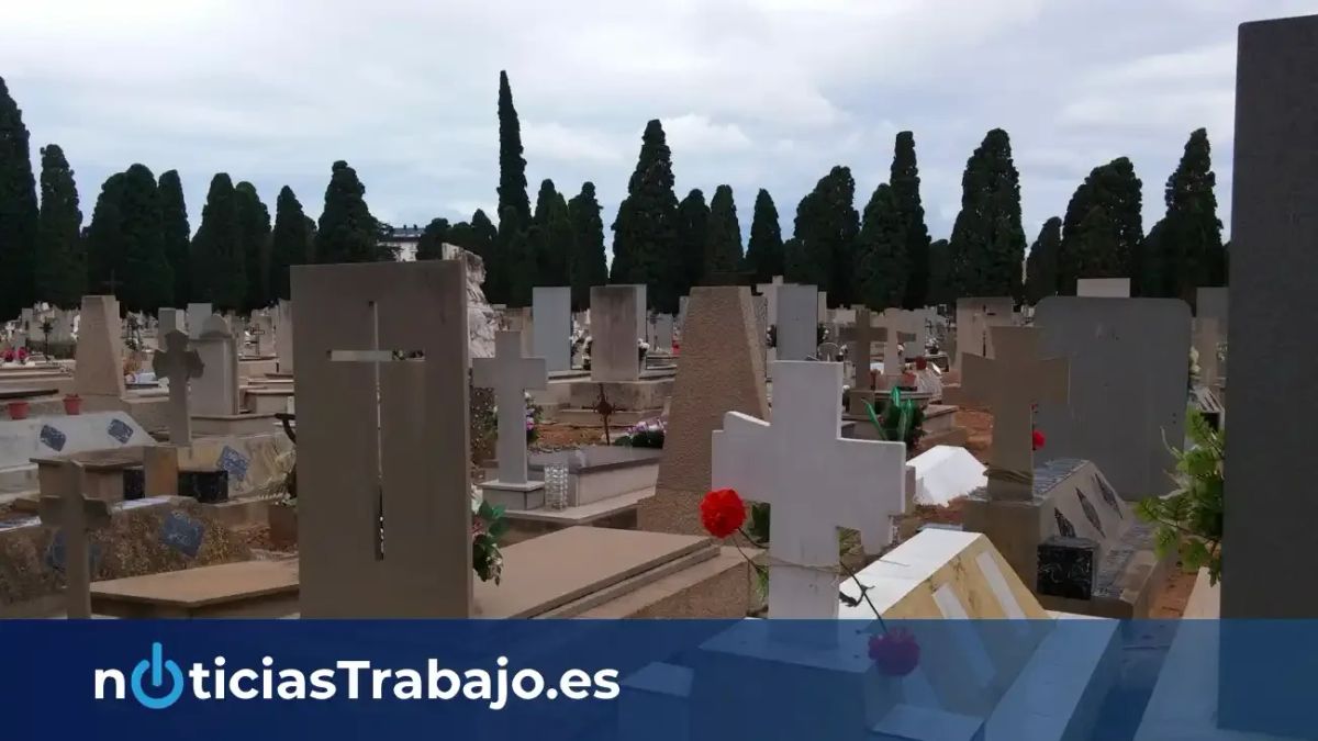 El Cementerio de Málaga oferta 11 puestos de trabajo