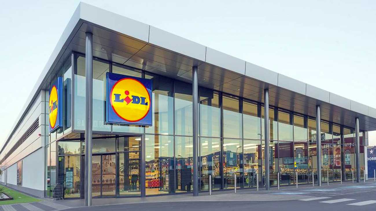 Lidl replica a un precio low cost el maletín de maquillaje de los profesionales