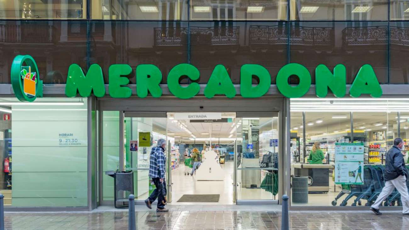 Mercadona lanza su línea de productos oil-free para mejorar las pieles grasas y con acné