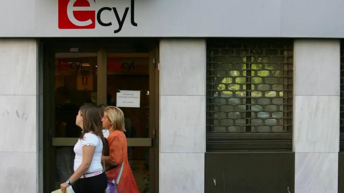 ECYL dará una ayuda de 430 euros al mes para los desempleados de Castilla y León
