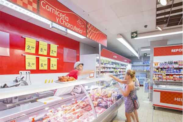 Empleado de supermercado DIA