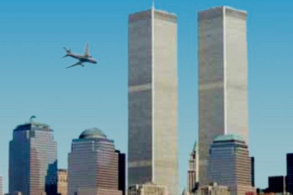 momento avión se estrellan contrar las torres gemeales 11-s