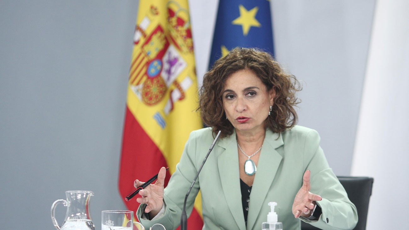 Hacienda propone subida sueldo funcionarios y tasa reposición