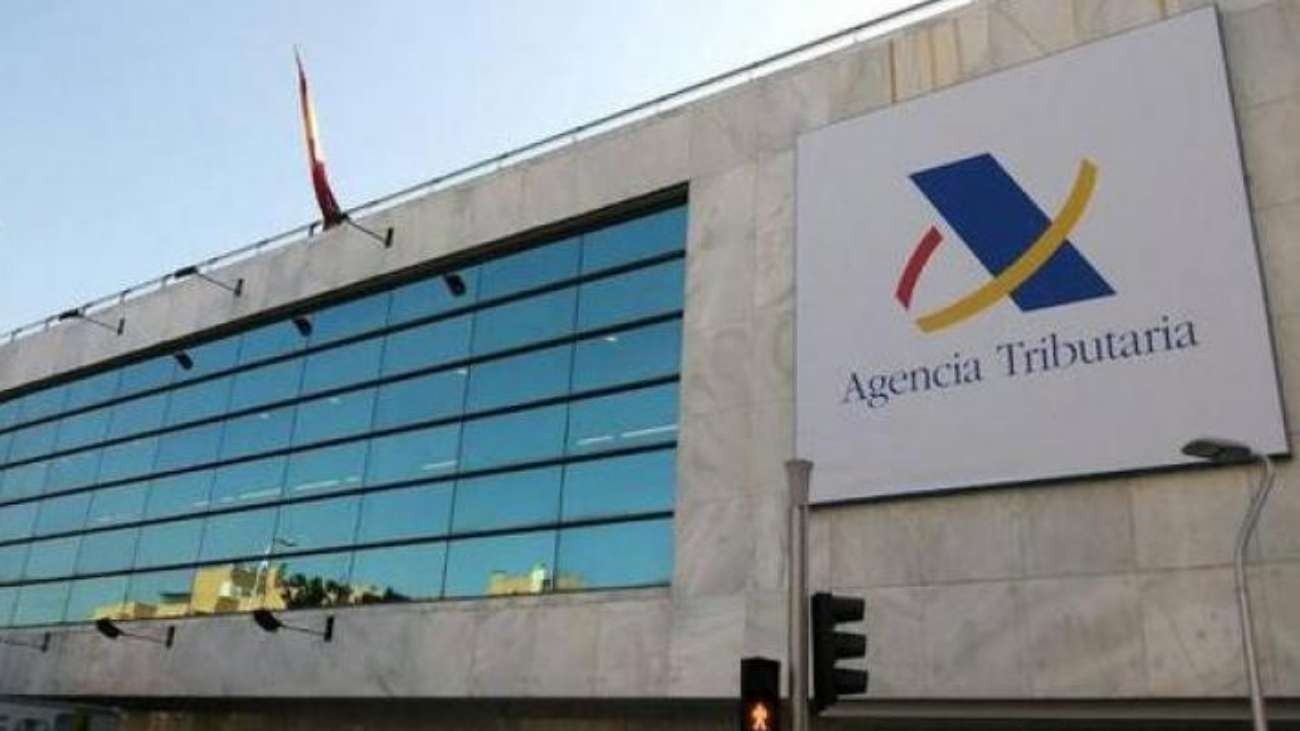 fachada de una sede de la Agencia Tributaria