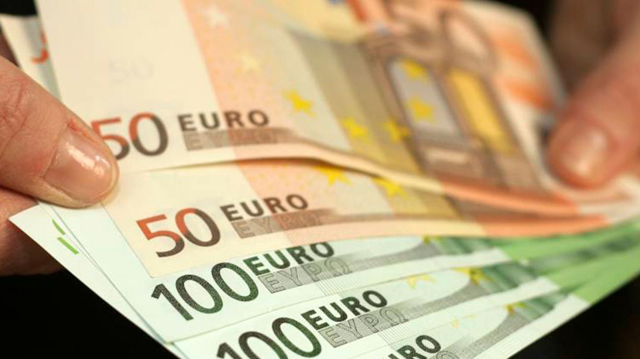 Así será la ayuda de 100 euros cobren por hijo a cargo Los autónomos que cobren el Ingreso Mínimo Vital recibirán los 100 euros por hijo en 2022