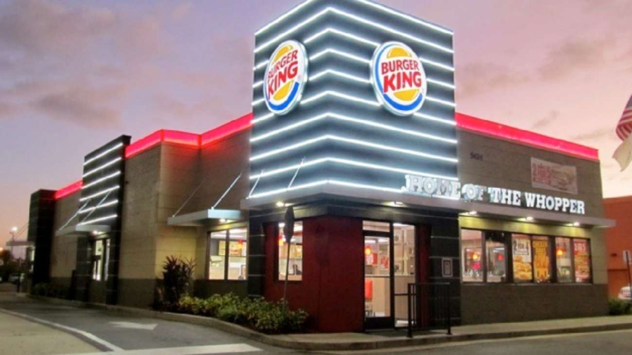 Con sueldos desde los 1.000 euros al mes Telepizza y Burger King suman más de 2.000 ofertas de empleo para Navidad: estos son las vacantes