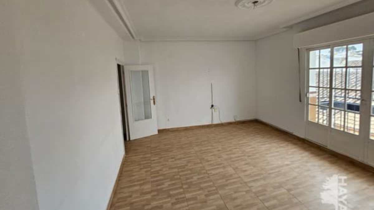 salón piso venta caixabank