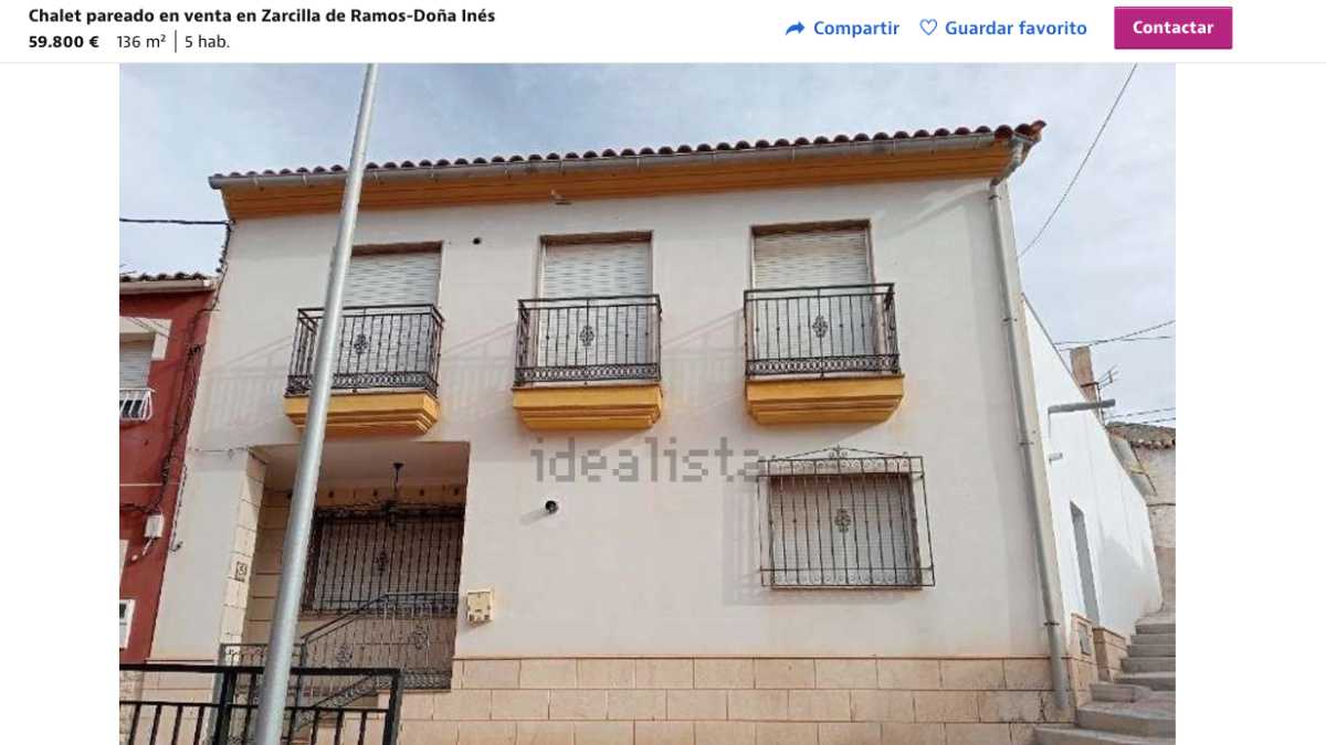 Chalet pareado en Lorca por un precio de 59.800 euros